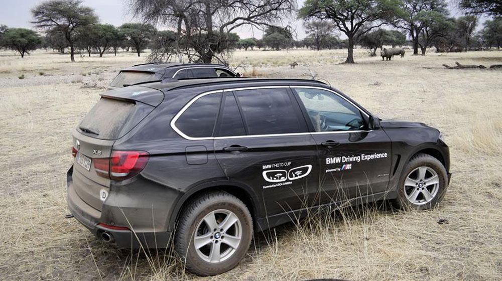 Cách chiều khách độc đáo chỉ có ở thương hiệu hạng sang Khach-hang-Viet-cung-X5-chinh-phuc-vung-dat-Namibia-hoang-da,-mot-trai-nghiem-phieu-luu-chi-co-the-tim-thay-o-BMW.jpg