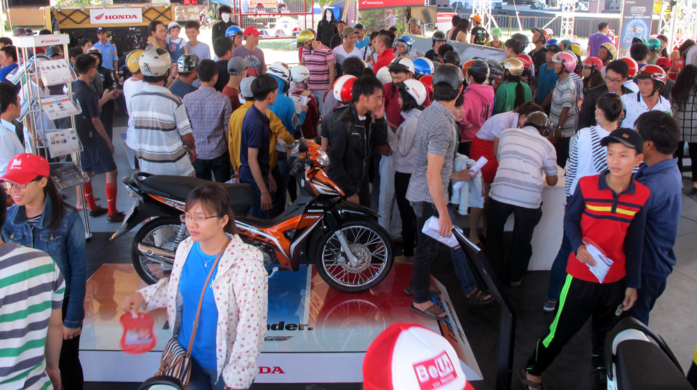 95.000 xe Honda được thay dầu miễn phí trong tháng 10 honda viet nam (4).JPG