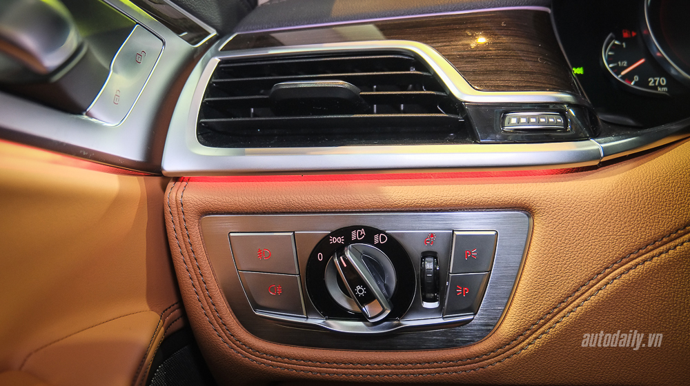 Cận cảnh BMW 740Li 2016 vừa ra mắt tại Việt Nam (Phần 2) BMW_7-Series (15).jpg
