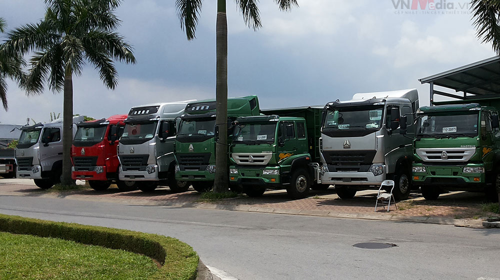 Tháng 12, thuế nhập khẩu xe tải tăng vọt xe-tai.JPG