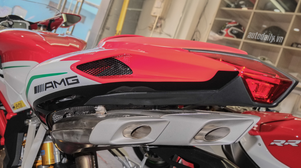 Chi tiết MV Agusta F4 RC đầu tiên tại Việt Nam MV_Agusta_F4_RC (14).jpg
