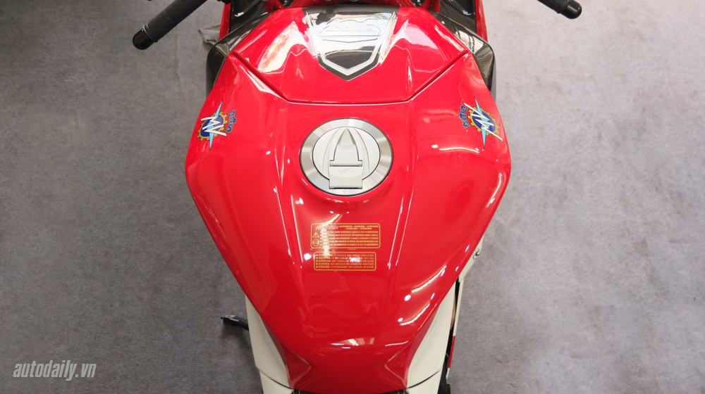 Chi tiết MV Agusta F4 RC đầu tiên tại Việt Nam MV_Agusta_F4_RC (17).jpg