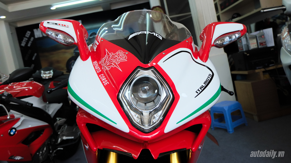 Chi tiết siêu phẩm MV Agusta F4 RC đầu tiên tại Việt Nam MV_Agusta_F4_RC (2).jpg