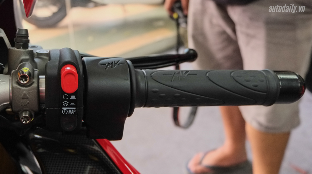 Chi tiết MV Agusta F4 RC đầu tiên tại Việt Nam MV_Agusta_F4_RC (20).jpg