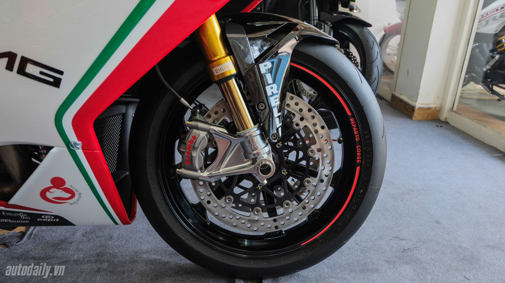Chi tiết MV Agusta F4 RC đầu tiên tại Việt Nam MV_Agusta_F4_RC (5).jpg