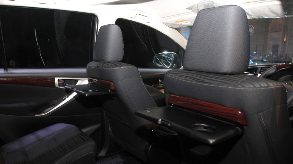 Ảnh chi tiết nội thất Toyota Innova 2016 Toyota innova 2016 (22).jpg