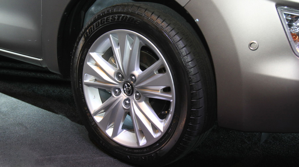 Soi chi tiết Toyota Innova 2016 vừa ra mắt Toyota innova 2016 (31).JPG