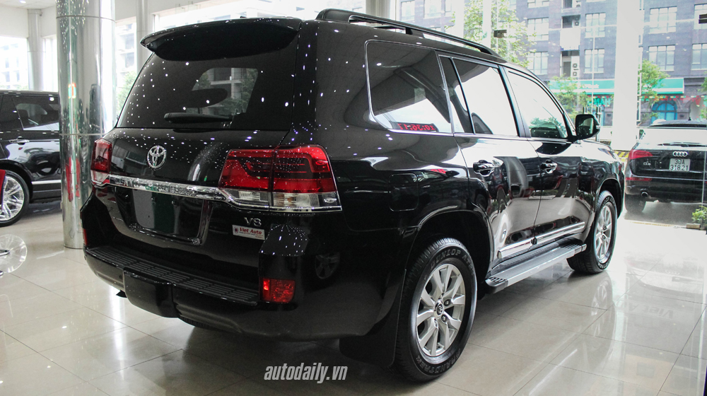 Soi kỹ Toyota Land Cruiser 2016 vừa về Việt Nam toyota land cruiser (6).jpg