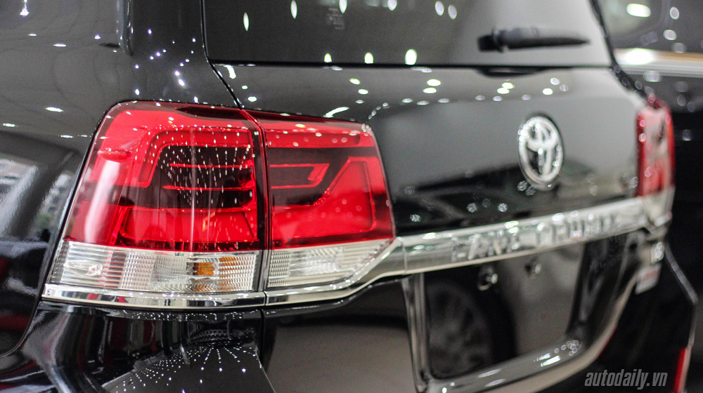 Soi kỹ Toyota Land Cruiser 2016 vừa về Việt Nam toyota land cruiser (9).JPG