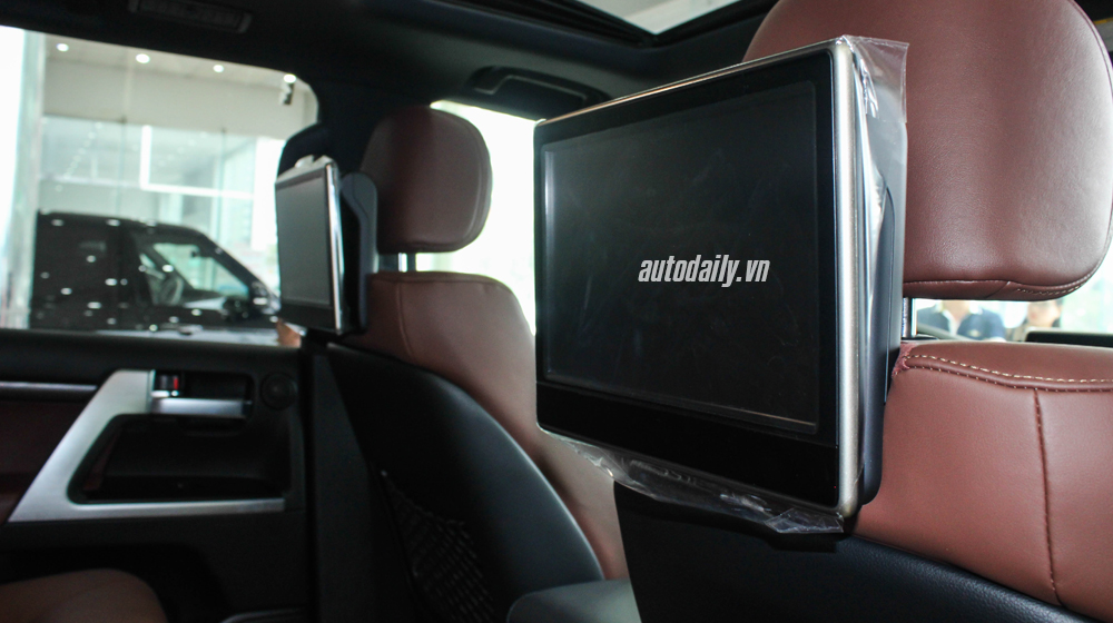 Chi tiết nội thất Toyota Land Cruiser 2016 tại Việt Nam toyota land cruiser (24).JPG