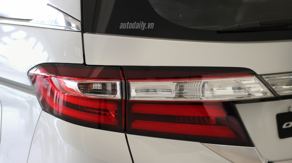 Chi tiết ngoại thất Honda Odyssey tại đại lý Honda Odyssey (10).JPG