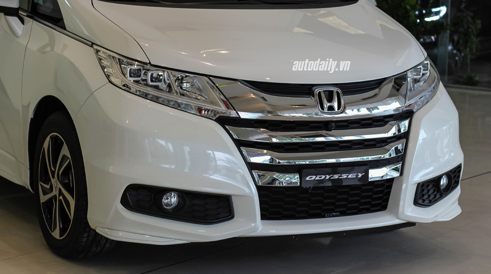Chi tiết ngoại thất Honda Odyssey tại đại lý Honda Odyssey (13).jpg