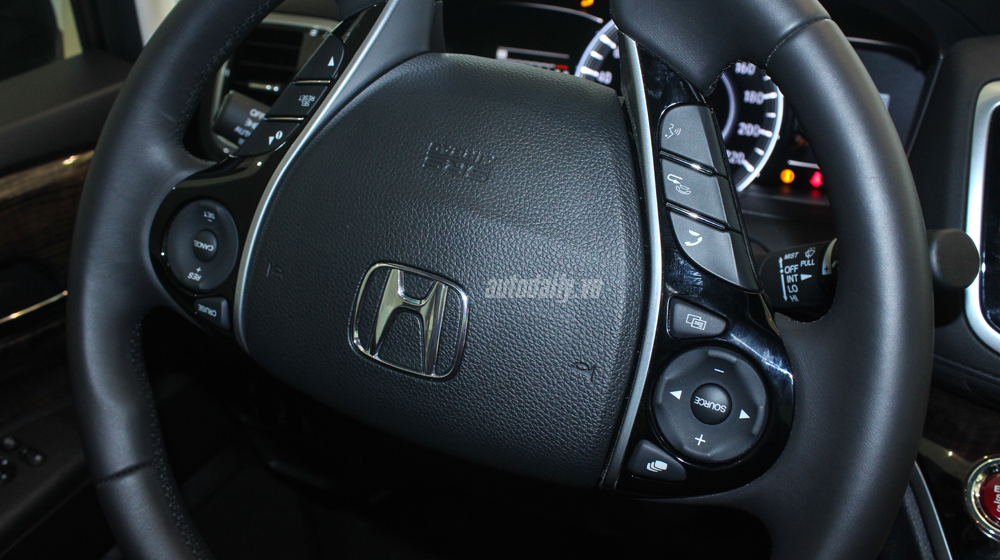 Ảnh chi tiết nội thất Honda Odyssey tại đại lý Honda Odyssey (22).jpg