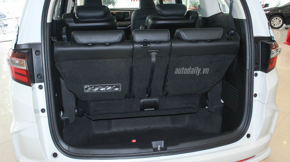 Ảnh chi tiết nội thất Honda Odyssey tại đại lý Honda Odyssey (28).JPG