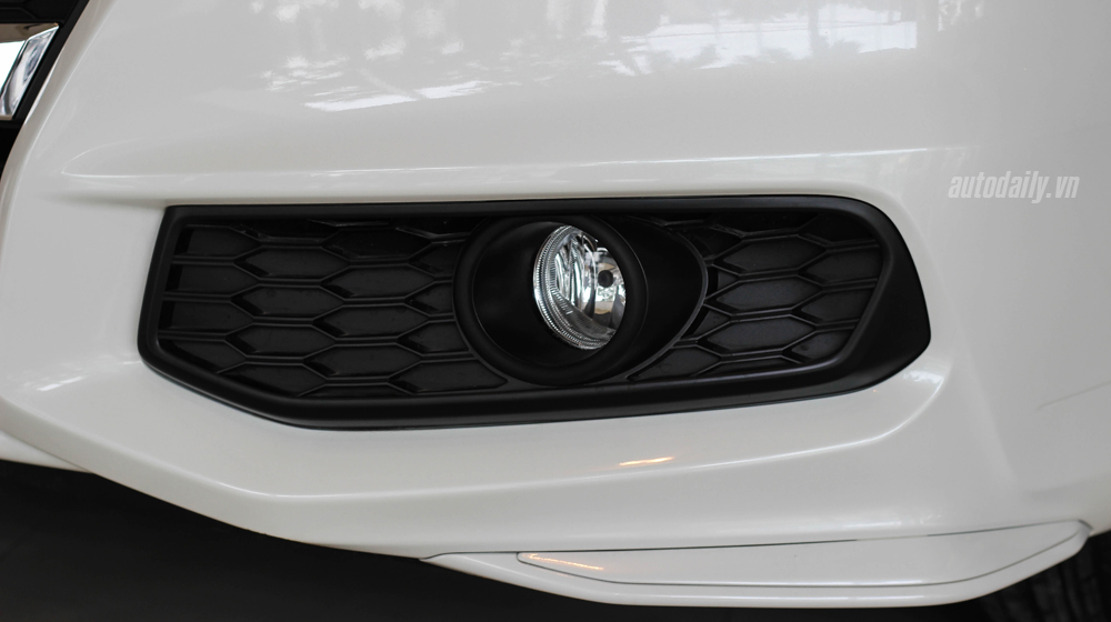 Chi tiết ngoại thất Honda Odyssey tại đại lý Honda Odyssey (8).JPG