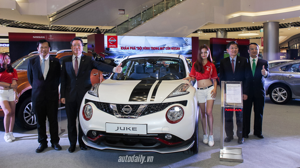 Ngắm xe hơi, chơi trò chơi bóng đá cùng Nissan Việt Nam Nissan  UEFA (10).JPG