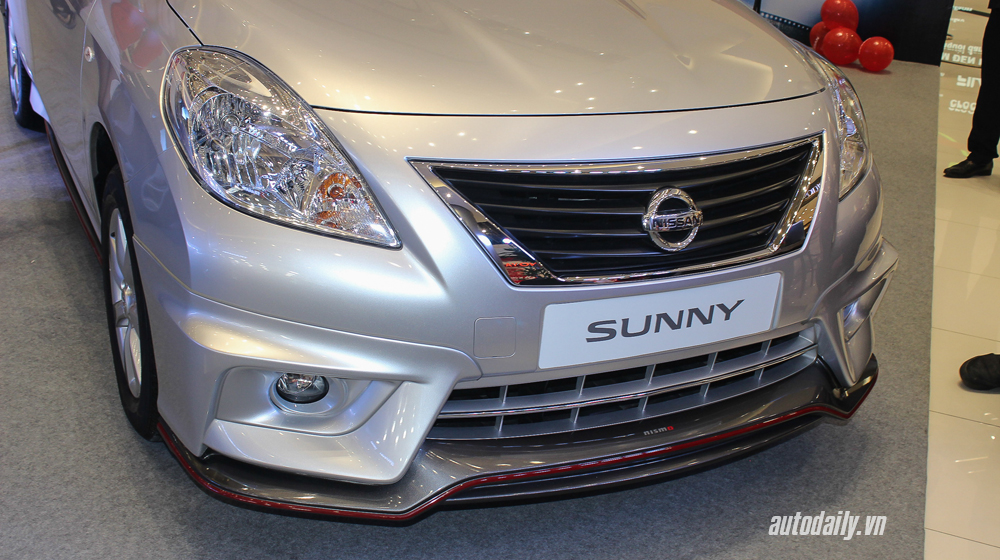 Ngắm xe hơi, chơi trò chơi bóng đá cùng Nissan Việt Nam Nissan  UEFA (13).JPG