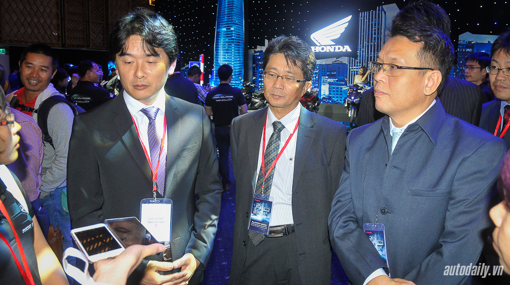 Trò chuyện cùng kỹ sư trưởng dòng xe Honda Air Blade hoàn toàn mới Phong_van_Honda (1).jpg