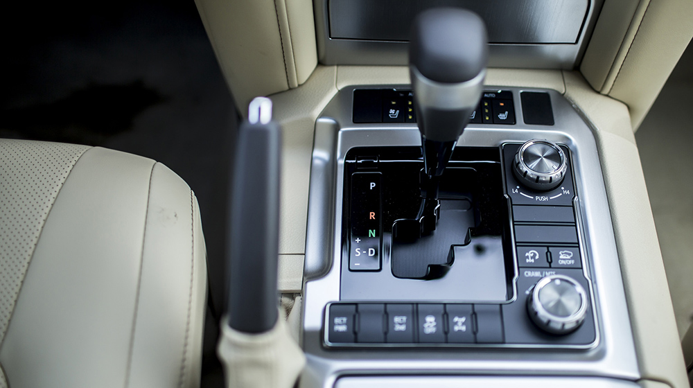 Ảnh chi tiết Toyota Land Cruiser 2015 chính hãng tại Việt Nam Land_Cruiser_2015 (4).jpg