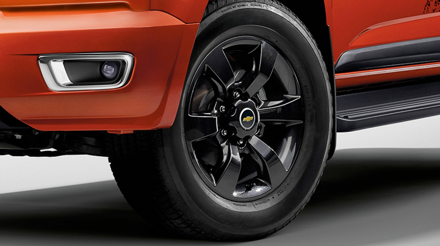 Chevrolet Colorado High Country Storm lộ diện Chevrolet_Colorado_High_Country_Storm (2).jpg