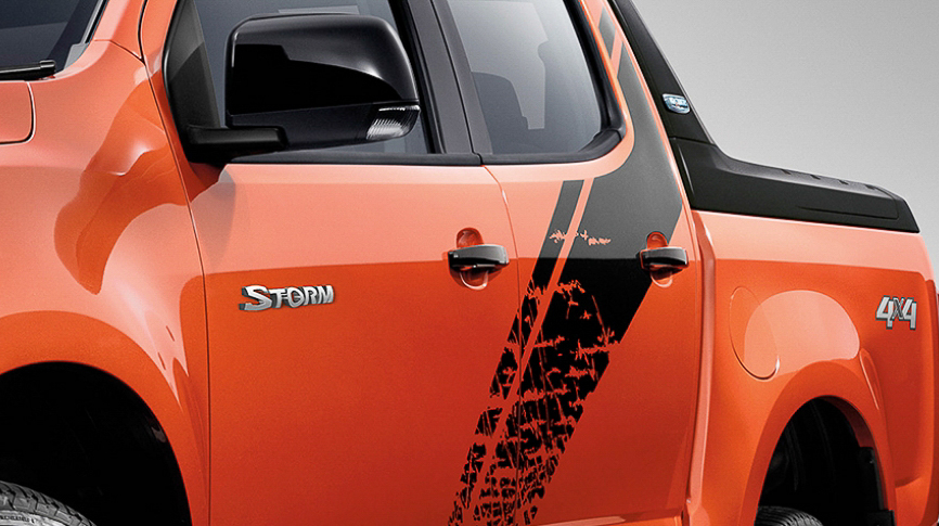 Chevrolet Colorado High Country Storm lộ diện Chevrolet_Colorado_High_Country_Storm (6).jpg