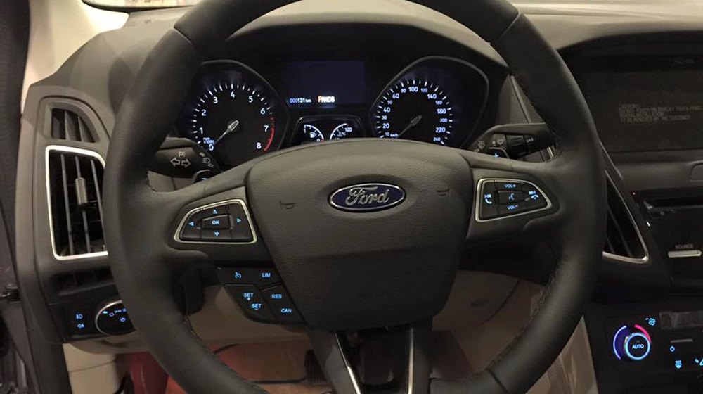 Ford Focus Sedan 2016 đã có mặt tại đại lý ở Hà Nội Ford Focus 2016 (6).JPG