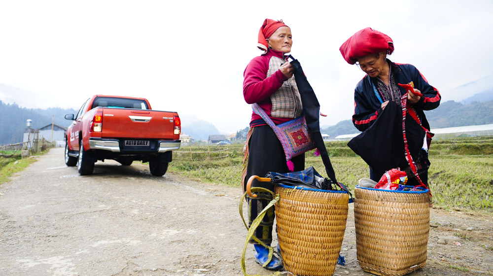 Cùng Toyota Hilux “thưởng thức” văn hóa vùng cao Hilux trip (21).jpg