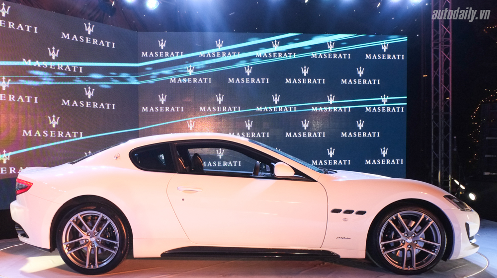 Cận cảnh Maserati GranTurismo Sport chính hãng vừa về Việt Nam Maserati_Granturismo_S(54).jpg