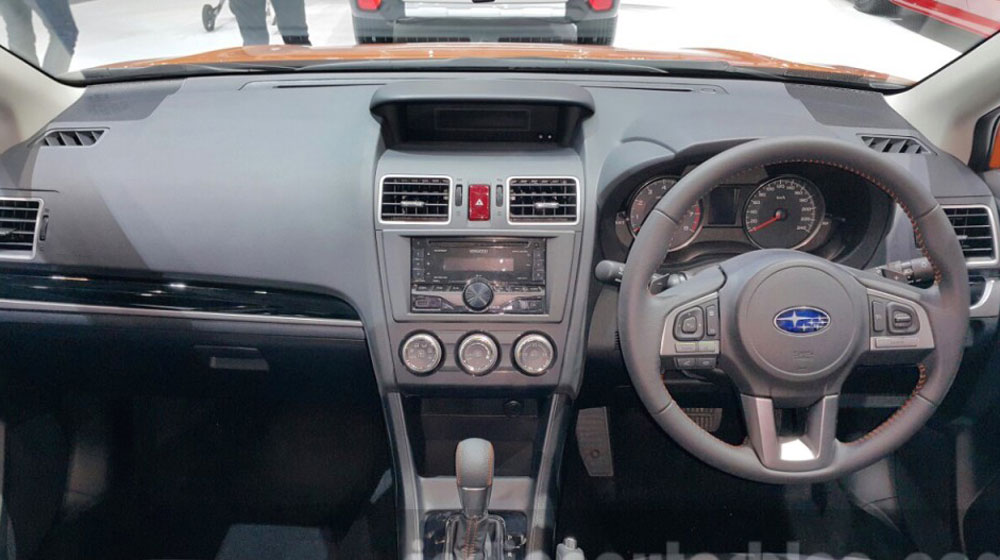 Subaru XV bản cải tiến “chào” thị trường Đông Nam Á Subaru-XV-dashboard-at-the-2015-Thailand-Motor-Expo-1024x576.jpg