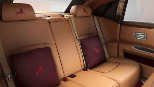 Rolls-Royce Phantom EWB mang logo 