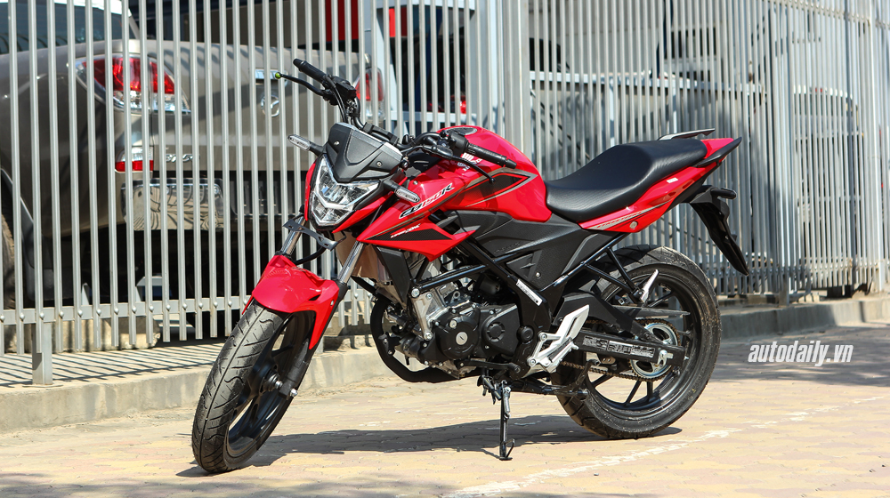 Soi chi tiết Honda CB150R 2016 đầu tiên về Việt Nam Honda CB150R 2016 (1).jpg