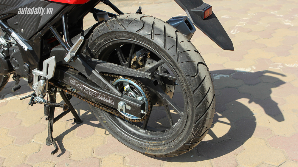 Soi chi tiết Honda CB150R 2016 đầu tiên về Việt Nam Honda CB150R 2016 (16).JPG