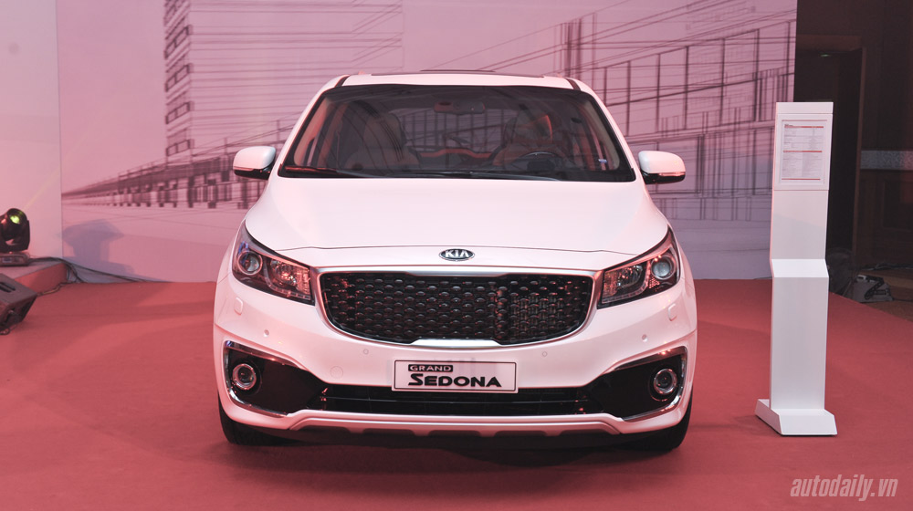 Kia Sedona và Honda Odyssey: Mở đầu cuộc đua phân khúc Minivan Kia Sedona (17).jpg