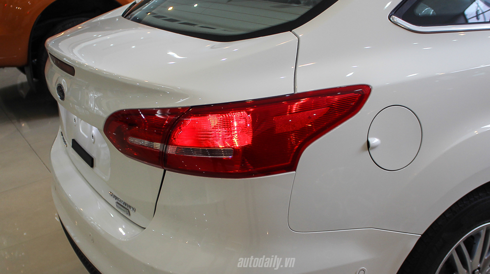 Ảnh chi tiết Ford Focus 2016 Ford Focus  (3).JPG