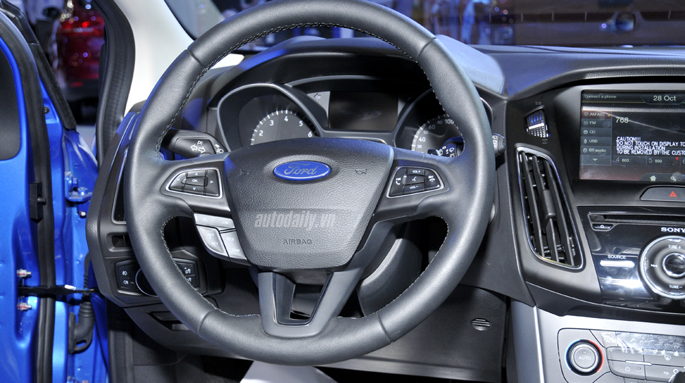 Ảnh chi tiết Ford Focus 2016 Ford Focus  (7).JPG