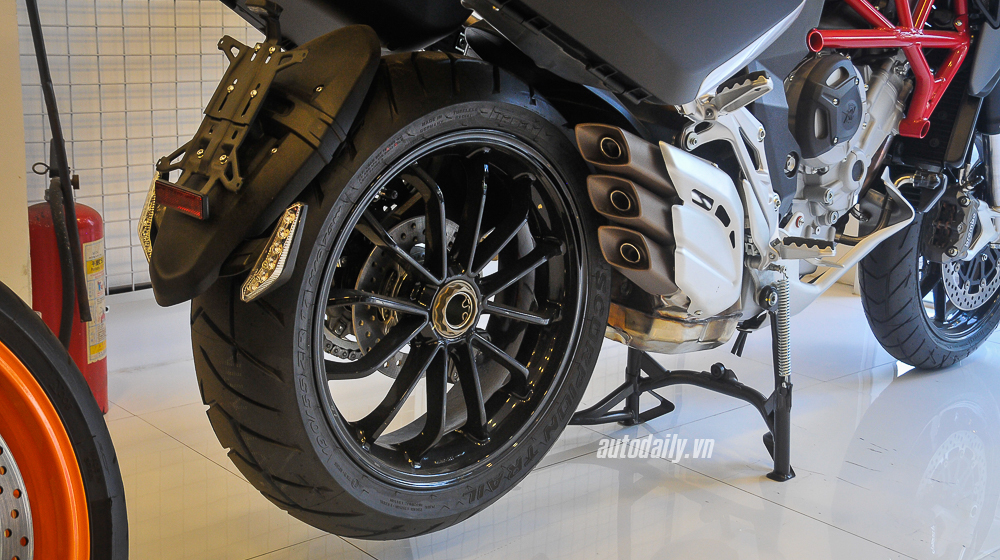 Ảnh chi tiết MV Agusta Turismo Veloce 800 Edition 1 tại Việt Nam MV_Agusta_Turismo_Veloce_800_Lusso (10).jpg