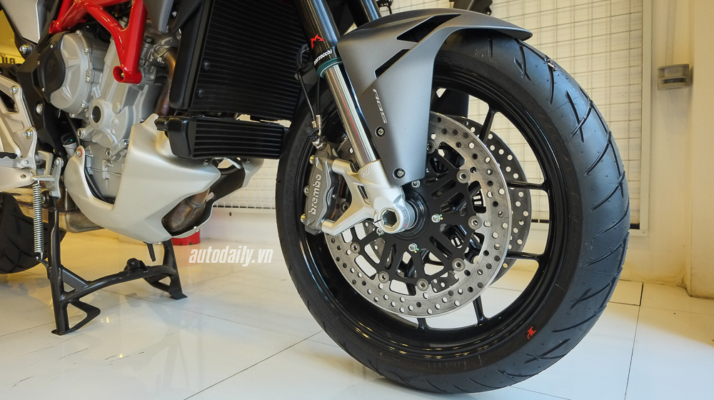 Ảnh chi tiết MV Agusta Turismo Veloce 800 Edition 1 tại Việt Nam MV_Agusta_Turismo_Veloce_800_Lusso (16).jpg