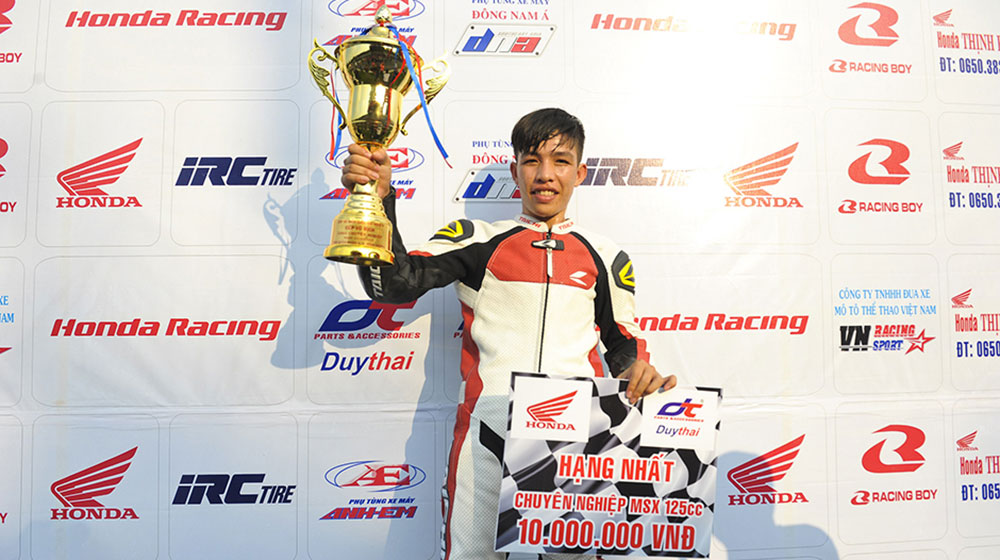 Tay đua Việt sắp tranh tài ở giải đua môtô châu Á 11200-18.jpg