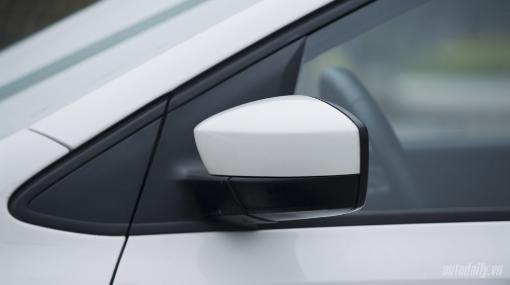 Đánh giá Volkswagen Polo: Sedan đậm “chất” Đức Volkswagen-Polo-Sedan-Test-Drive (14).jpg