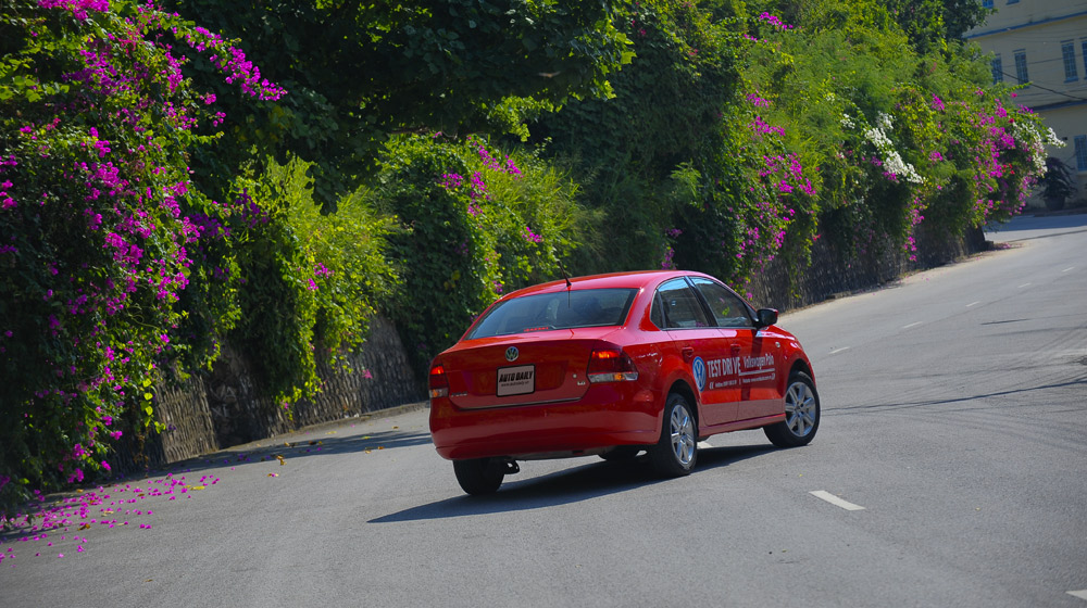 “Nổi hứng” ra biển cùng Volkswagen Polo Volkswagen-Polo-Sedan-Trip (3).jpg