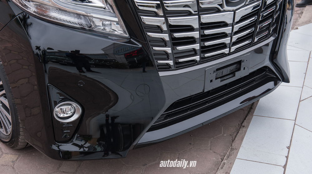 Ảnh chi tiết ngoại thất Toyota Alphard 2016 tại Hà Nội Toyota Alphard 2016 (15).jpg