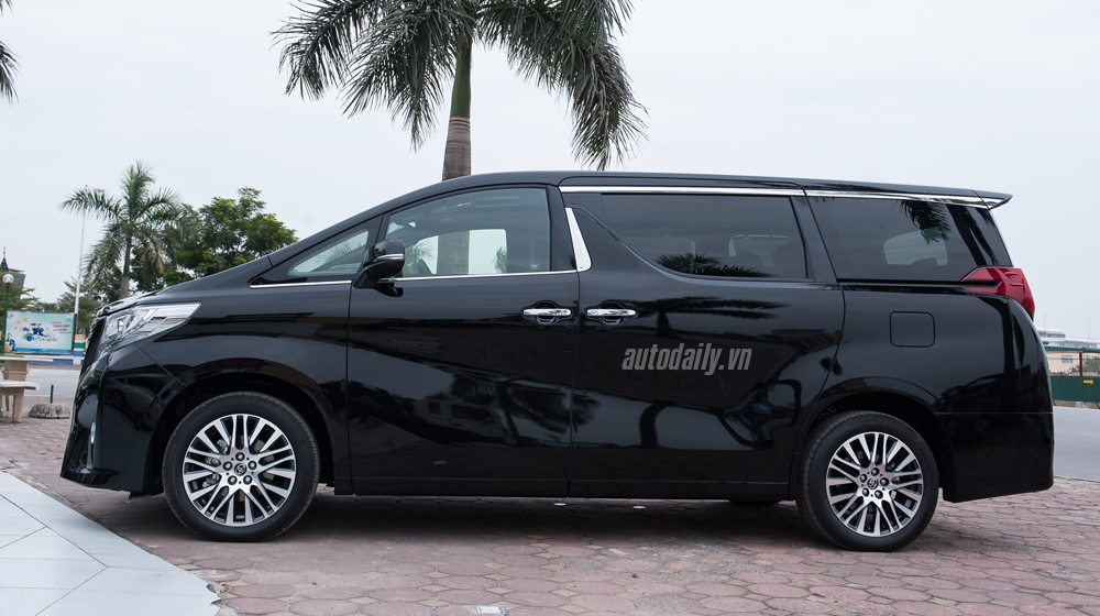 Ảnh chi tiết ngoại thất Toyota Alphard 2016 tại Hà Nội Toyota Alphard 2016 (21).jpg