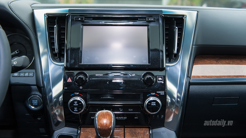 Ảnh chi tiết nội thất Toyota Alphard 2016 tại Hà Nội Toyota Alphard 2016 (29).jpg