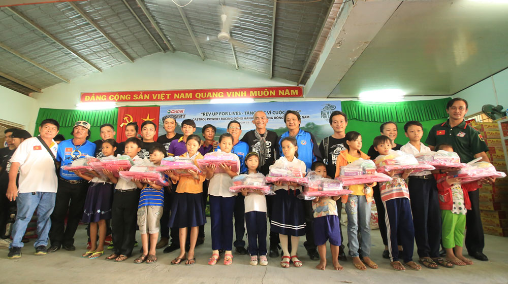 Castrol POWER1 Racing đem những điều tốt đẹp đến với cộng đồng hinh-Castrol.jpg