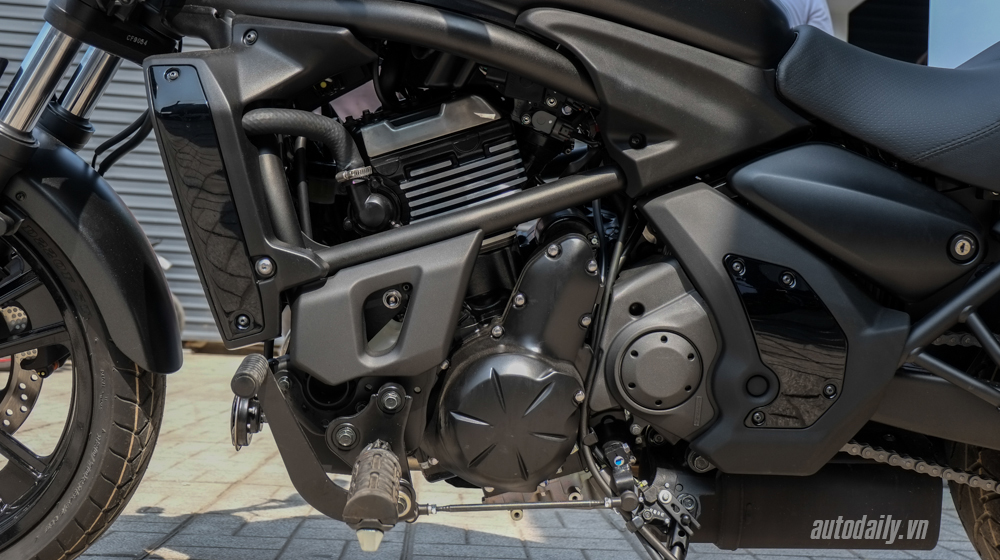Chi tiết Kawasaki Vulcan S ABS chính hãng tại Việt Nam Kawasaki_VulcanS_ABS_2016 (10).jpg