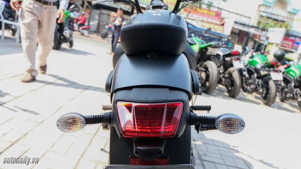 Chi tiết Kawasaki Vulcan S ABS chính hãng tại Việt Nam Kawasaki_VulcanS_ABS_2016 (8).jpg