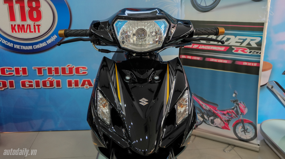 Mua xe máy côn tay nào dưới 40 triệu đồng? Suzuki_Axelo_2016 (5).jpg