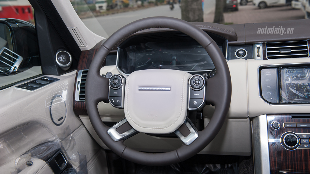 Ảnh chi tiết Range Rover LWB 4.4 Vogue SDV8 tại Hà Nội range rover LWB may dau (16).JPG