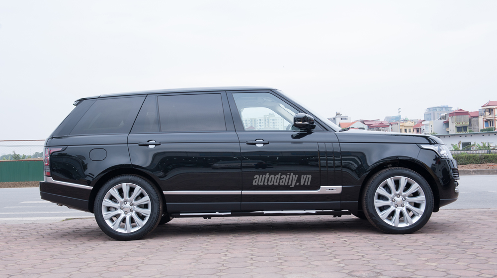 Hàng hiếm Range Rover LWB 4.4 Vogue SDV8 tại Hà Nội range rover LWB may dau (3).JPG