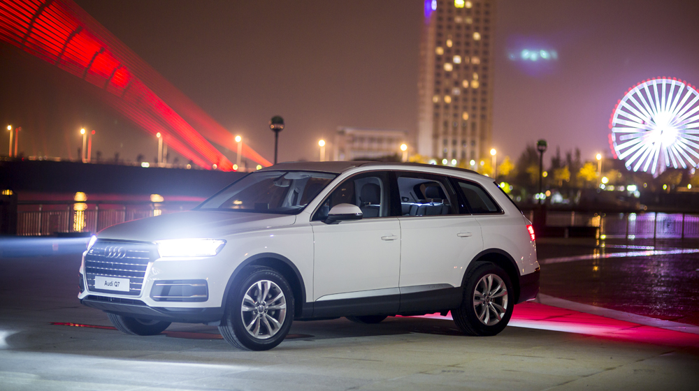 Ảnh chi tiết Audi Q7 2.0 2016 tại Việt Nam Audi Q7 2016 (9).jpg